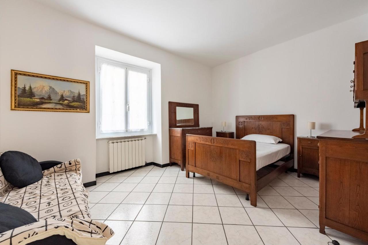 Joivy Cosy Flat With Parking In К'яварі Екстер'єр фото
