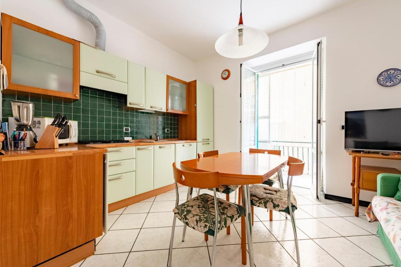 Joivy Cosy Flat With Parking In К'яварі Екстер'єр фото