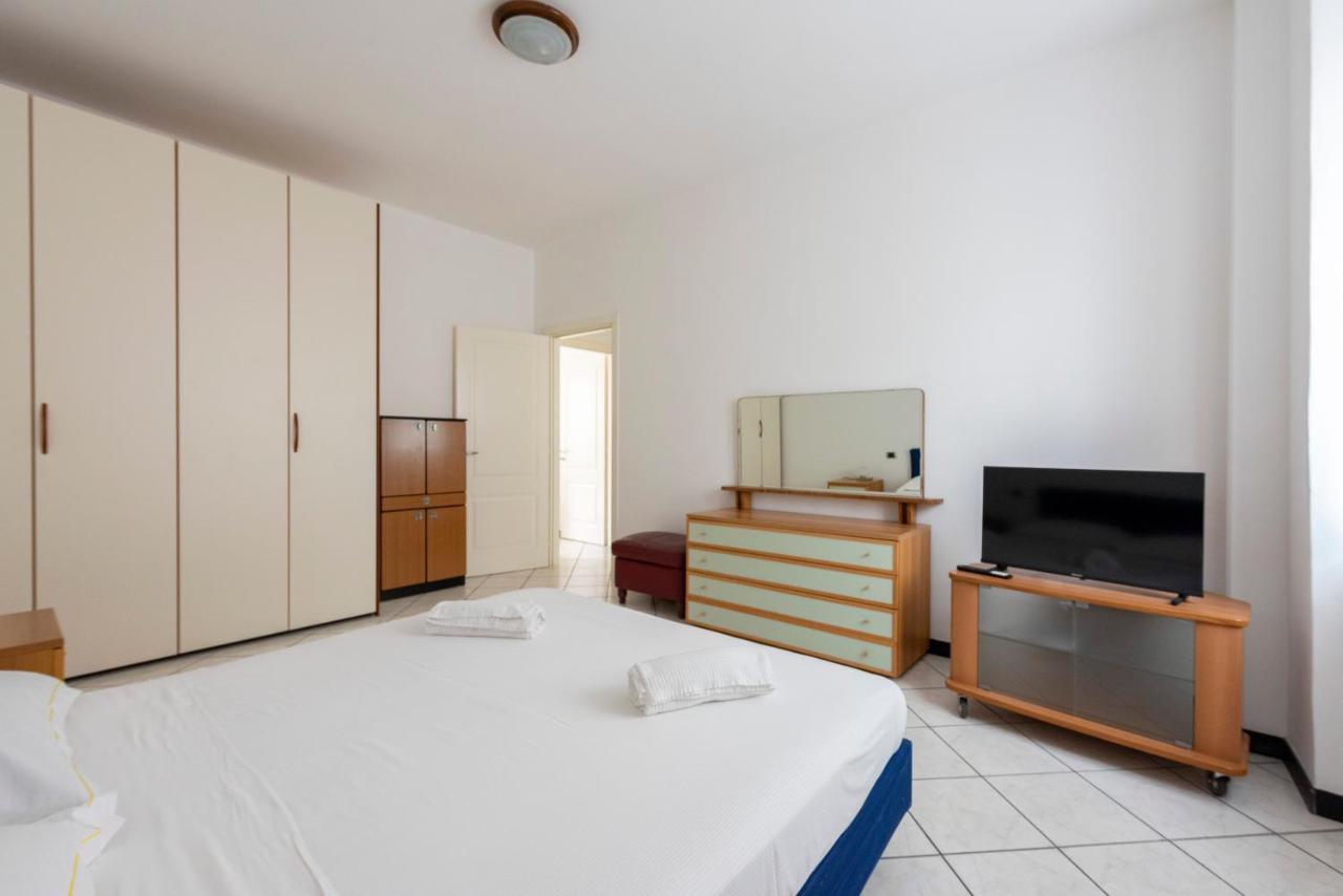 Joivy Cosy Flat With Parking In К'яварі Екстер'єр фото