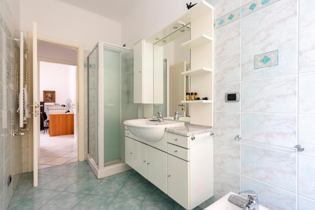 Joivy Cosy Flat With Parking In К'яварі Екстер'єр фото